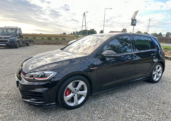 Volkswagen Golf cena 88800 przebieg: 92000, rok produkcji 2019 z Sobótka małe 562